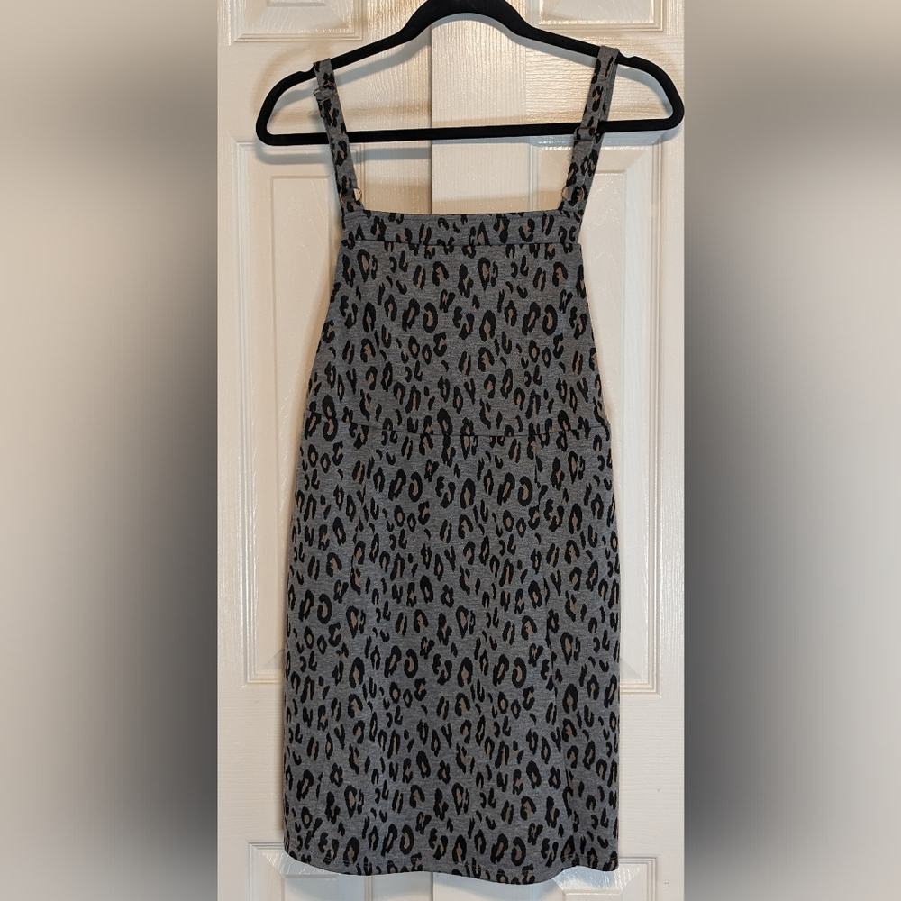 Leopard Print Sleeveless Dress